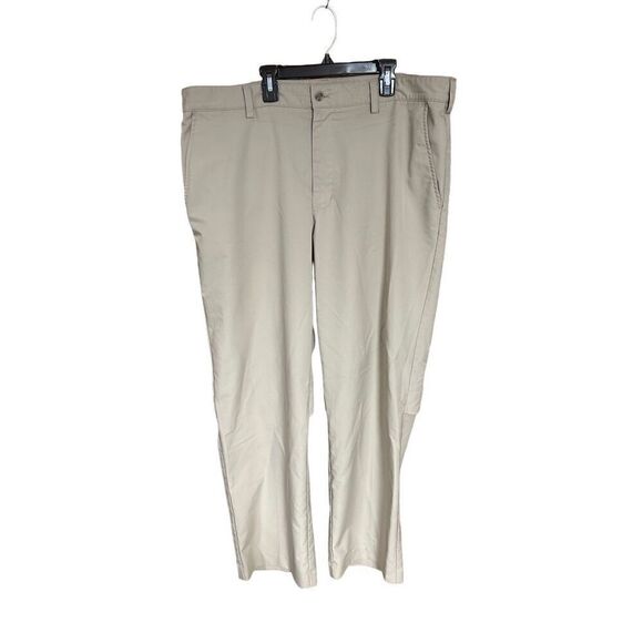 Izod XFG 40 x 32 Tan Kahki Vented Golf Pants - Picture 1 of 3